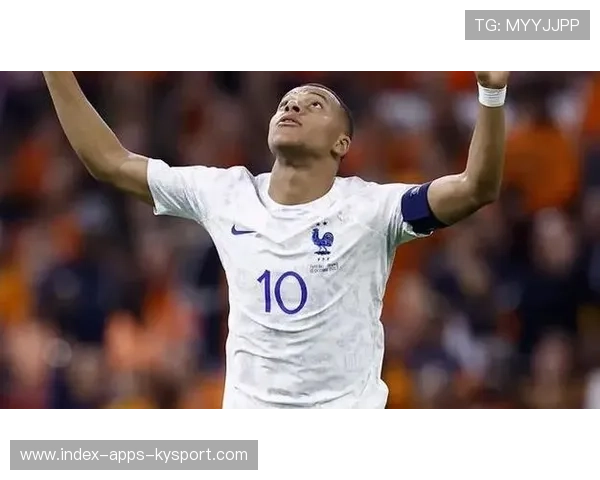 姆巴佩在空挡时间写下读书笔记，被赞低调学霸